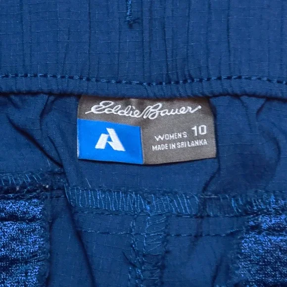 Eddie Bauer First Ascent Women 10 Blue Ripstop Hiking Shorts Pockets Women's 10 - Picture 4 of 9